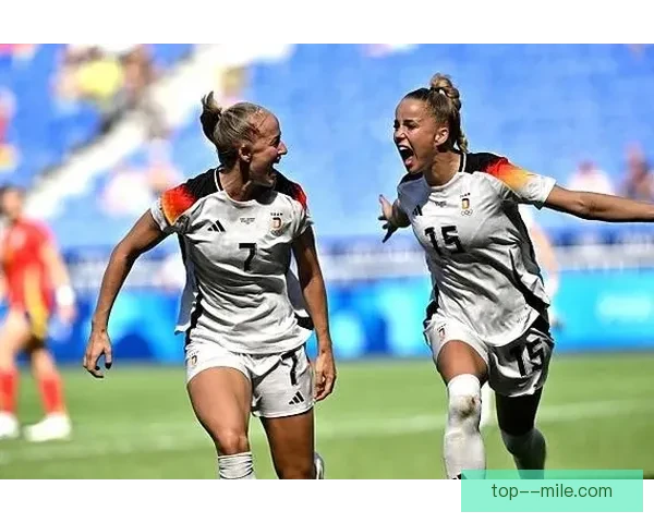 德国女足力克西班牙夺铜牌 1-0完胜为荣誉再添光彩